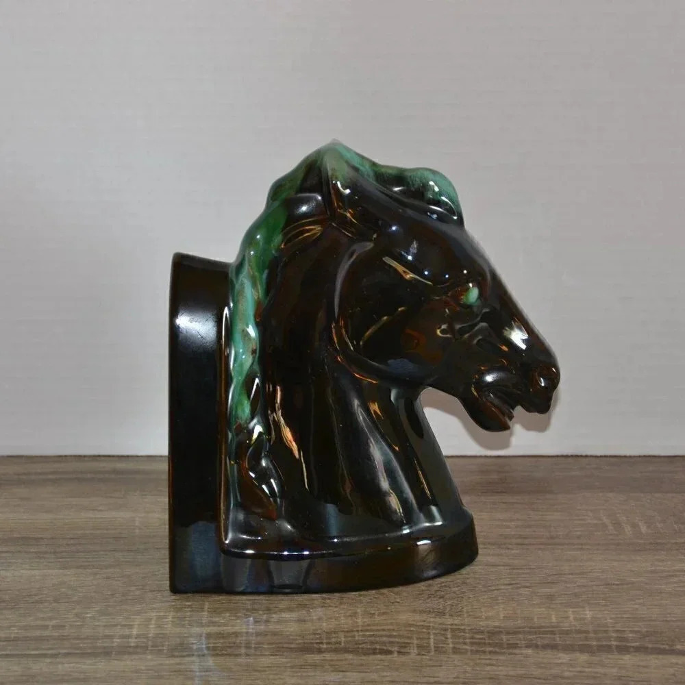 Vtg Blue Mountain Pottery Horse Head Bookend
